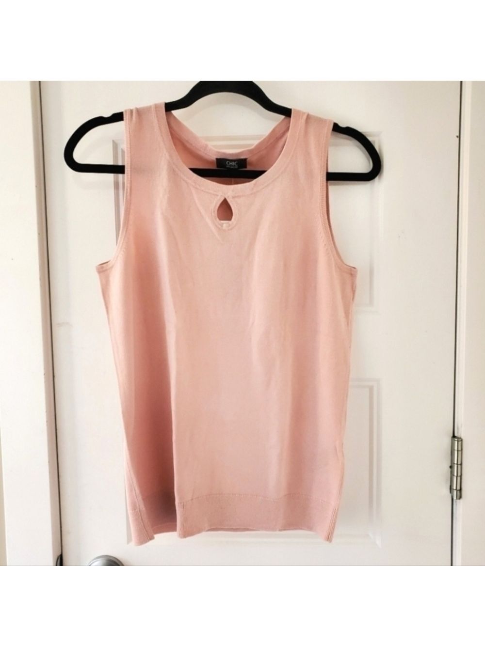 Chic by Jacob Pink Knit Sweater Shell Keyhole Top M